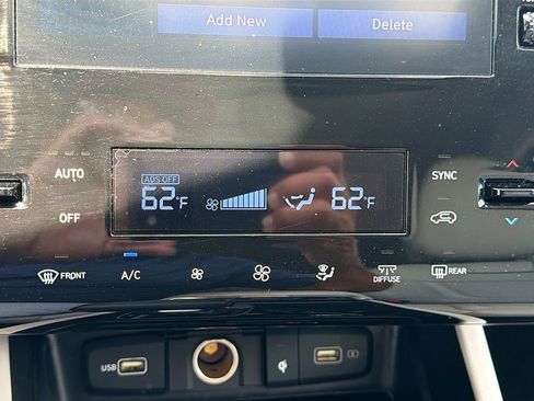 Used 2022 Hyundai Tucson SEL w/ Convenience + Premium Package AWD/4WD image 34
