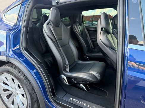 Used 2016 Tesla Model X 75D AWD/4WD image 10