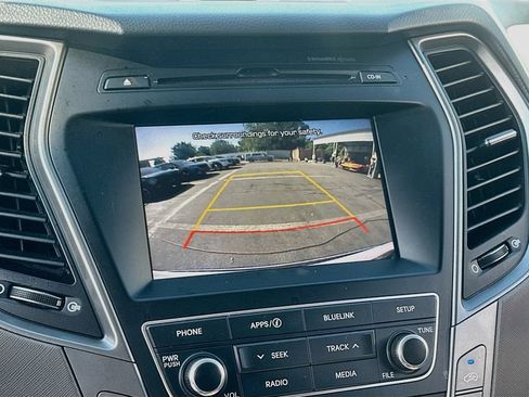 Used 2018 Hyundai Santa Fe Sport FWD image 13