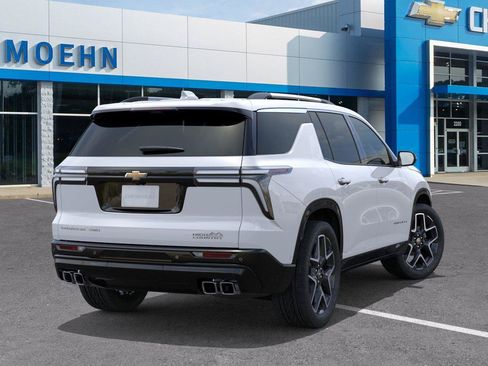 New 2026 Chevrolet Traverse High Country w/ LPO, Floor Liner Package AWD/4WD image 4