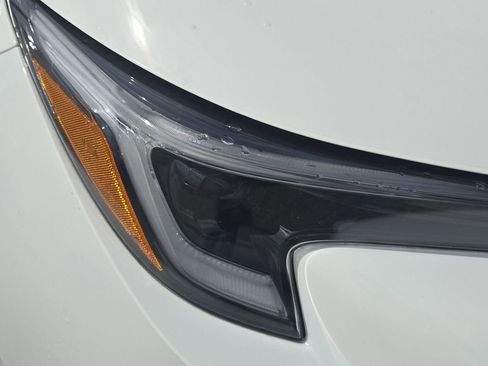 Used 2025 Toyota Corolla SE image 5