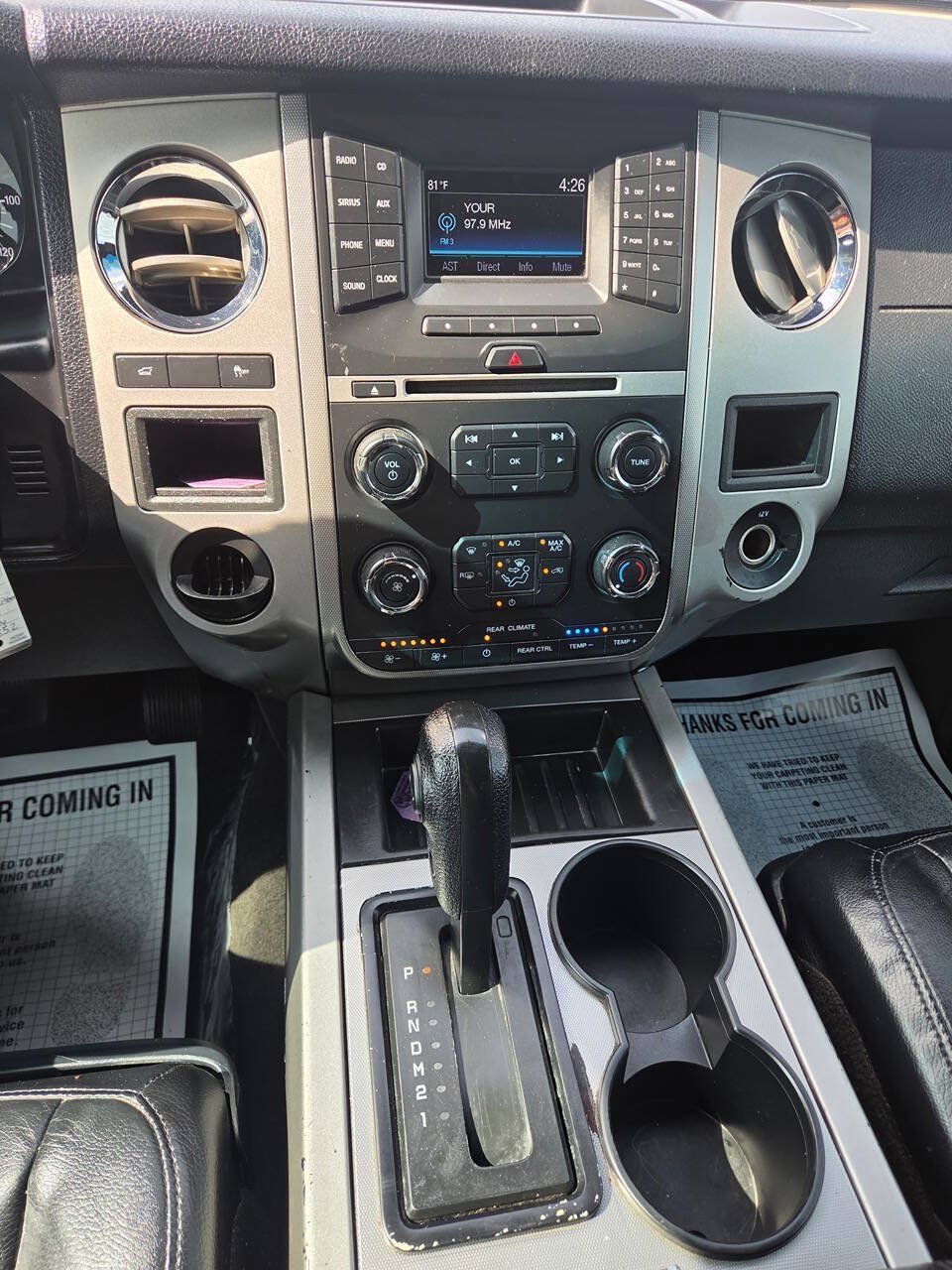 Used 2015 Ford Expedition XLT w/ Equipment Group 201A RWD image 9