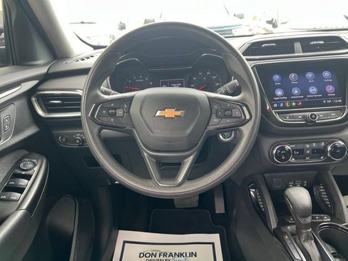 Used 2023 Chevrolet TrailBlazer LT w/ Convenience Package FWD image 16
