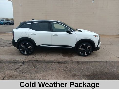 New 2026 Nissan Kicks SR w/ SR Premium Package image 3