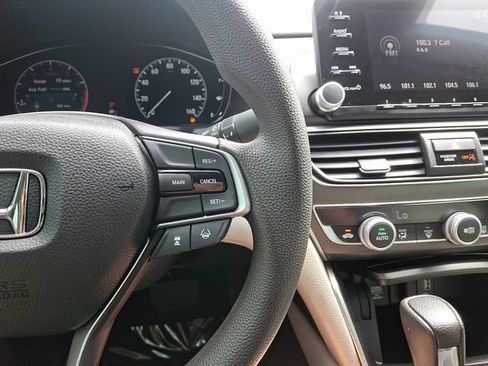 Used 2018 Honda Accord LX image 21