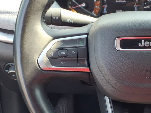 Used 2022 Jeep Compass Latitude AWD/4WD image 15