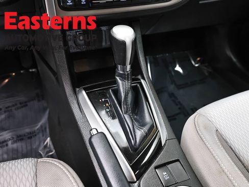 Used 2019 Toyota Corolla LE FWD image 12