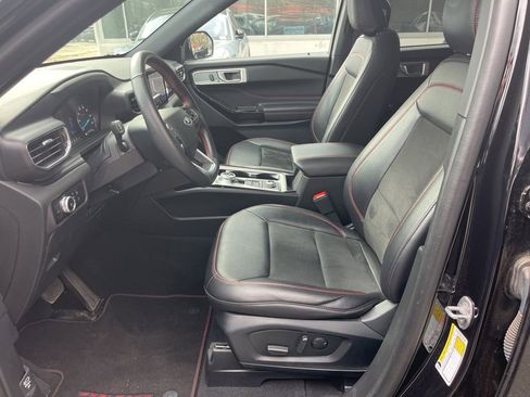 Used 2023 Ford Explorer ST-Line image 9