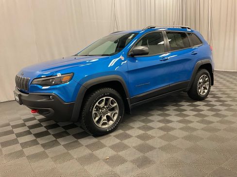 Used 2021 Jeep Cherokee Trailhawk AWD/4WD image 5