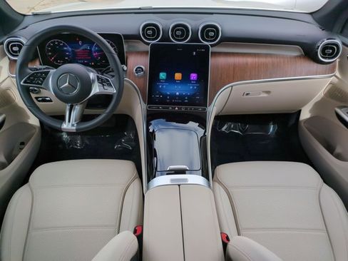 Certified 2026 Mercedes-Benz GLC 300 image 17