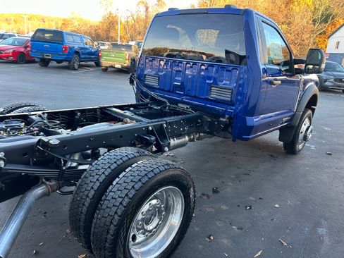 New 2026 Ford F550 4x4 Regular Cab Super Duty w/ XLT Value Package image 12
