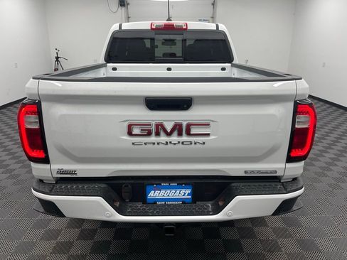 New 2025 GMC Canyon Elevation w/ Convenience Package image 14