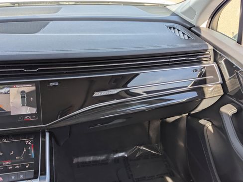 Used 2023 Audi Q7 3.0T Premium Plus image 15