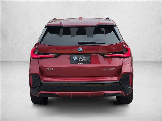 Used 2026 BMW X1 xDrive28i w/ Technology Package AWD/4WD image 4