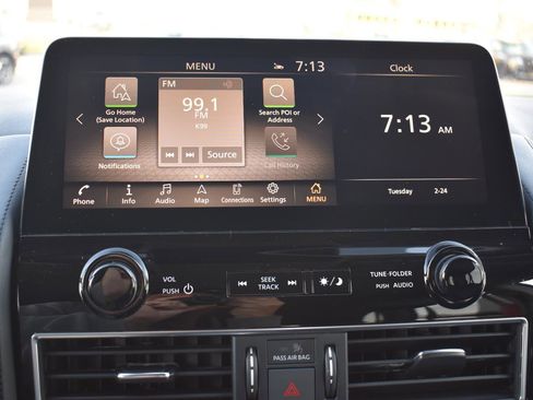 Used 2024 Nissan Armada SV image 36