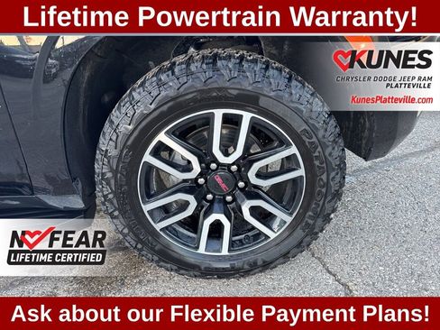 Used 2022 GMC Yukon AT4 AWD/4WD image 14