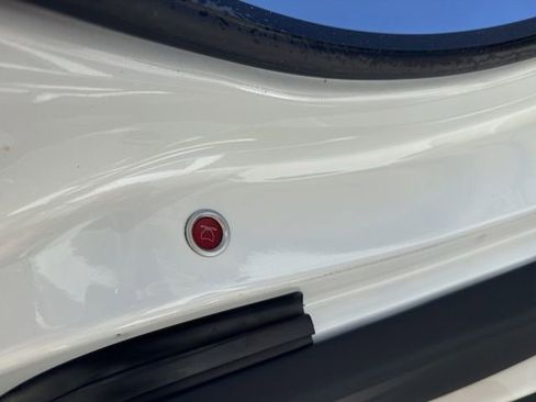 Used 2017 Tesla Model X 100D image 8