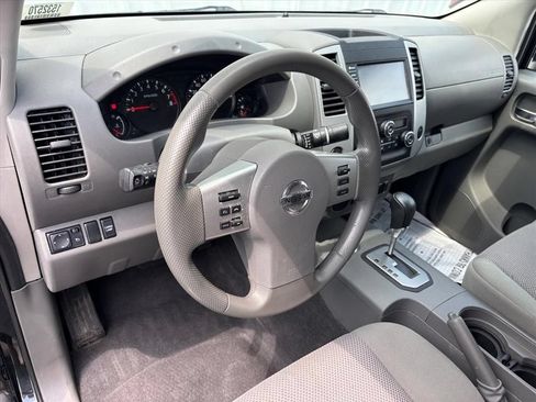 Used 2020 Nissan Frontier SV w/ Midnight Edition Floor Mats RWD image 20