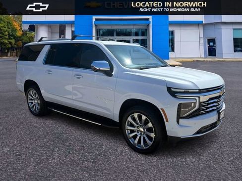 New 2026 Chevrolet Suburban Premier AWD/4WD image 3