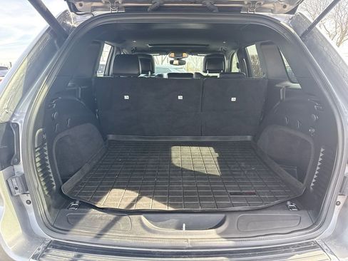 Used 2021 Jeep Grand Cherokee Limited image 35