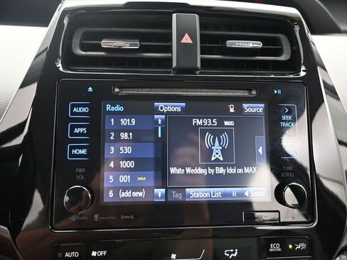 Used 2017 Toyota Prius Prime Plus w/ Carpet Mat Package FWD image 26