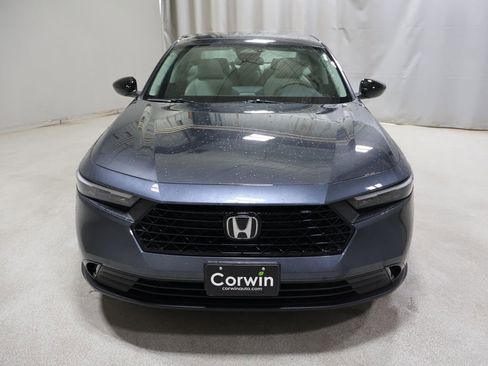 New 2025 Honda Accord SE image 2