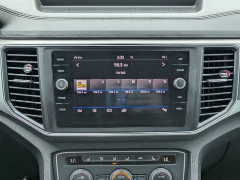 Used 2018 Volkswagen Atlas SE AWD/4WD image 17