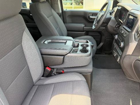 Used 2022 Chevrolet Silverado 1500 Custom AWD/4WD image 13
