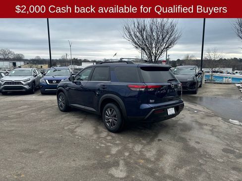 New 2026 Nissan Pathfinder SV image 6