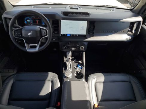 New 2025 Ford Bronco Big Bend w/ Black Diamond Package image 27