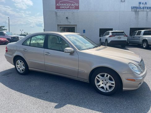 Used 2003 Mercedes-Benz E 320 Sedan image 20