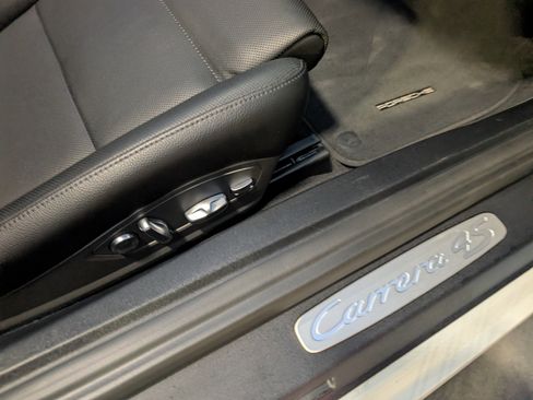 Used 2018 Porsche 911 Carrera 4S image 22