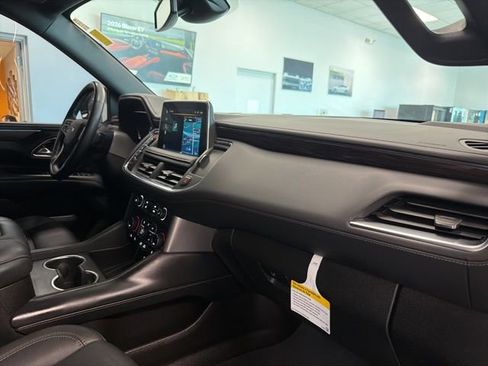 Certified 2024 Chevrolet Tahoe Z71 w/ Luxury Package image 34