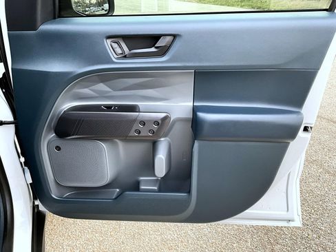 Used 2026 Ford Maverick Lariat w/ Black Appearance Package image 17