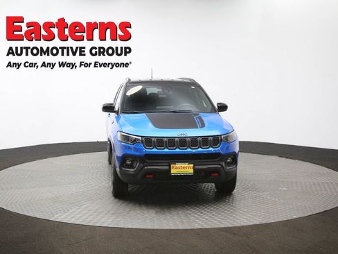 Used 2023 Jeep Compass Trailhawk AWD/4WD image 52