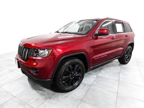Used 2012 Jeep Grand Cherokee Altitude AWD/4WD image 4