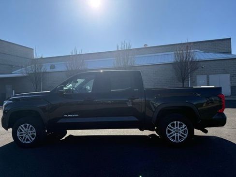 Used 2023 Toyota Tundra SR5 w/ SR5 Convenience Package image 6