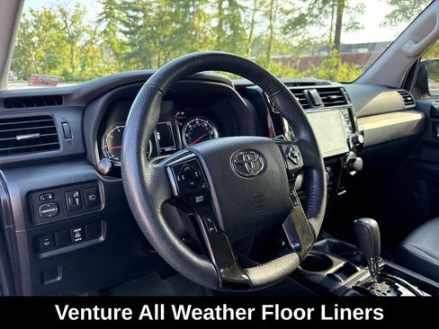 Used 2020 Toyota 4Runner Venture w/ Moonroof Package AWD/4WD image 15