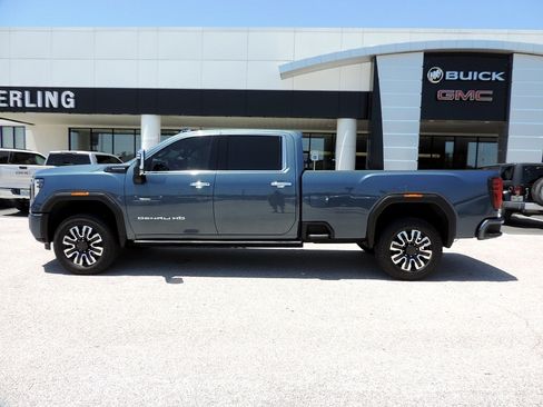 Certified 2024 GMC Sierra 3500 Denali Ultimate AWD/4WD image 8