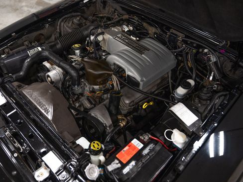 Used 1987 Ford Mustang GT RWD image 13
