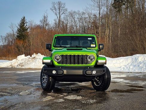 New 2026 Jeep Gladiator Sport AWD/4WD image 8