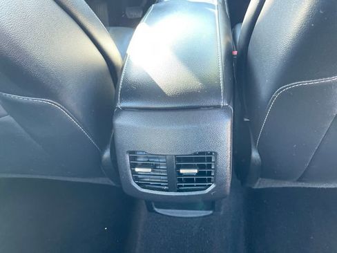 Used 2019 Ford Fusion Titanium FWD image 32