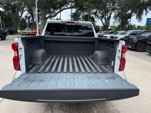 Used 2022 Chevrolet Silverado 1500 Custom AWD/4WD image 29