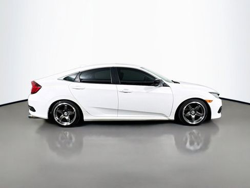 Used 2018 Honda Civic EX image 6