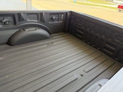 Used 2020 Ford F150 Platinum w/ Equipment Group 701A Luxury AWD/4WD image 5