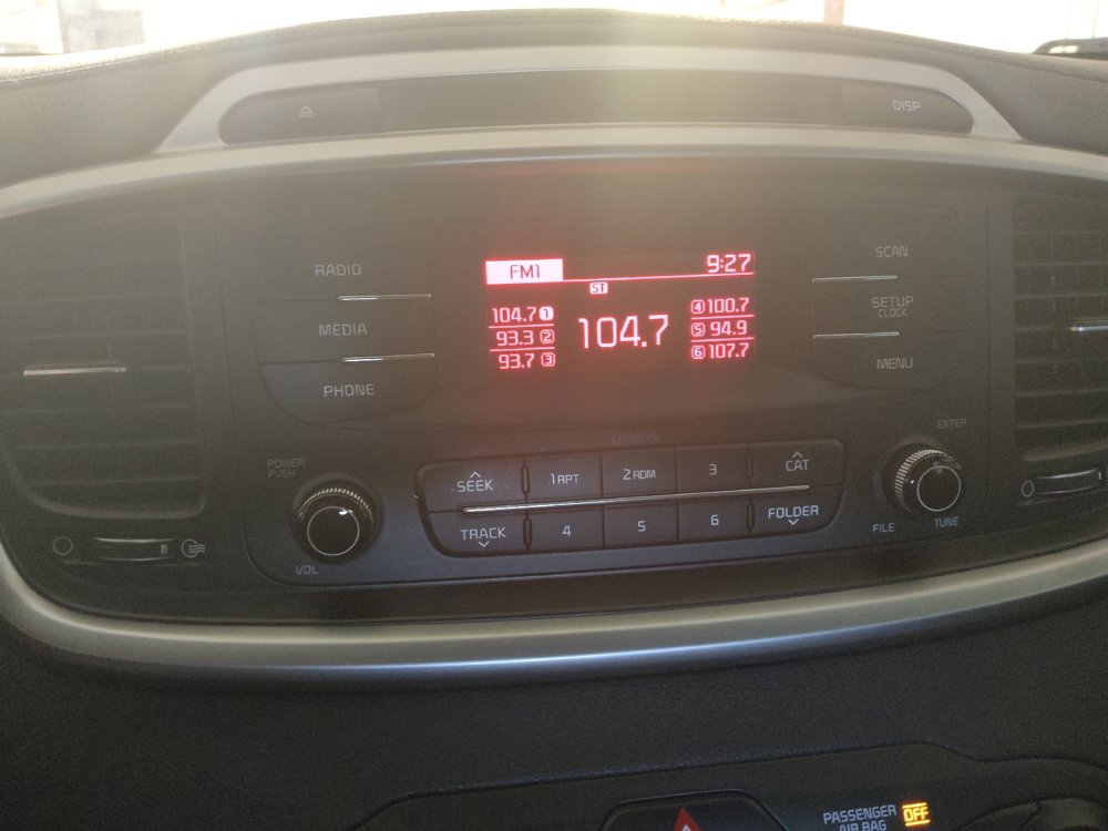Used 2016 Kia Sorento L FWD image 25