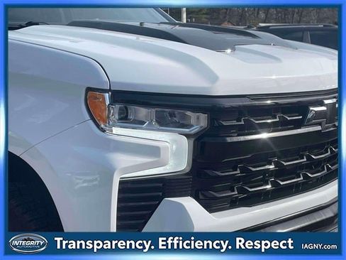 Used 2023 Chevrolet Silverado 1500 LT Trail Boss image 7