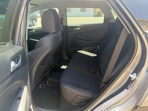 Used 2019 Hyundai Tucson Value FWD image 16