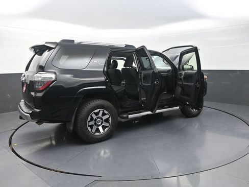 Certified 2018 Toyota 4Runner TRD Off-Road w/ Wilderness Package AWD/4WD image 45