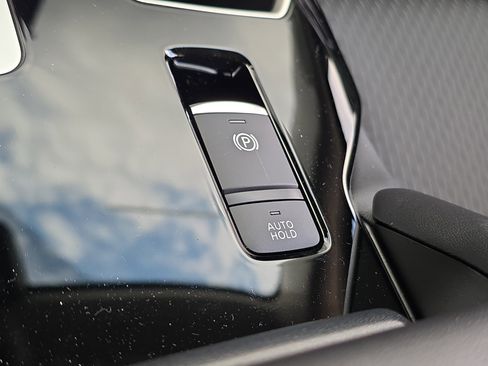 New 2026 Mitsubishi Outlander ES FWD image 23